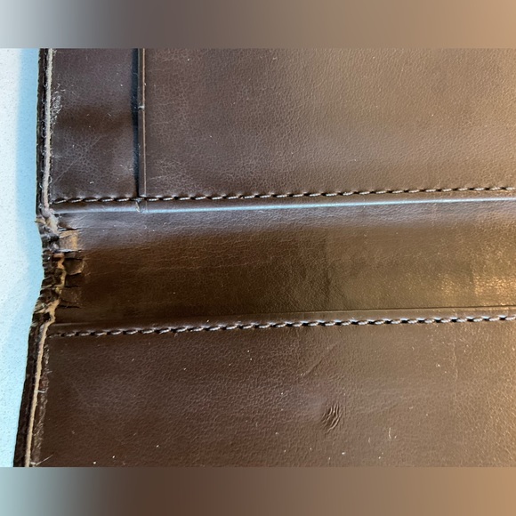 Coach- Check Book Case- Coach Monogram/ Wallet - Picture 6 of 9